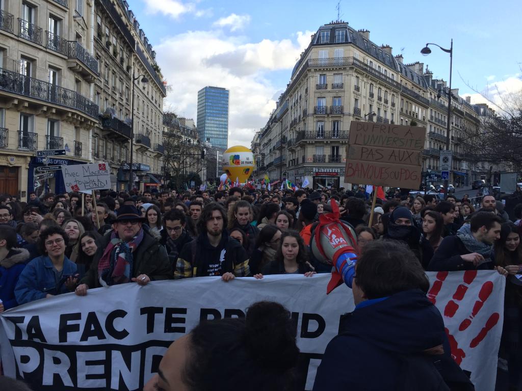 Manifestation parisienne du 1er février 2018 CC-BY-SA SNESUP-FSU